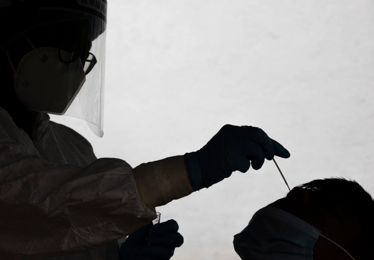 Mamy 181 nowych i potwierdzonych przypadków zakażeń koronawirusem - przekazało Ministerstwo Zdrowia. Zmarły 4 osoby chore na Covid-19. W ciągu ostatniej doby wyzdrowiało 187 pacjentów.