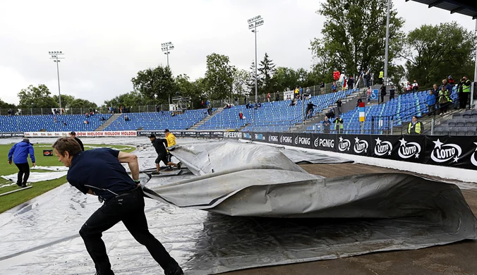 Zaczęło się. Wielki hit inauguracji odwołany