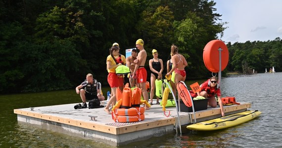 Tor pływacki open water otwarto na jeziorze Głębokim w Szczecinie. Ma służyć m.in. osobom, które przygotowują się do zawodów triathlonowych.