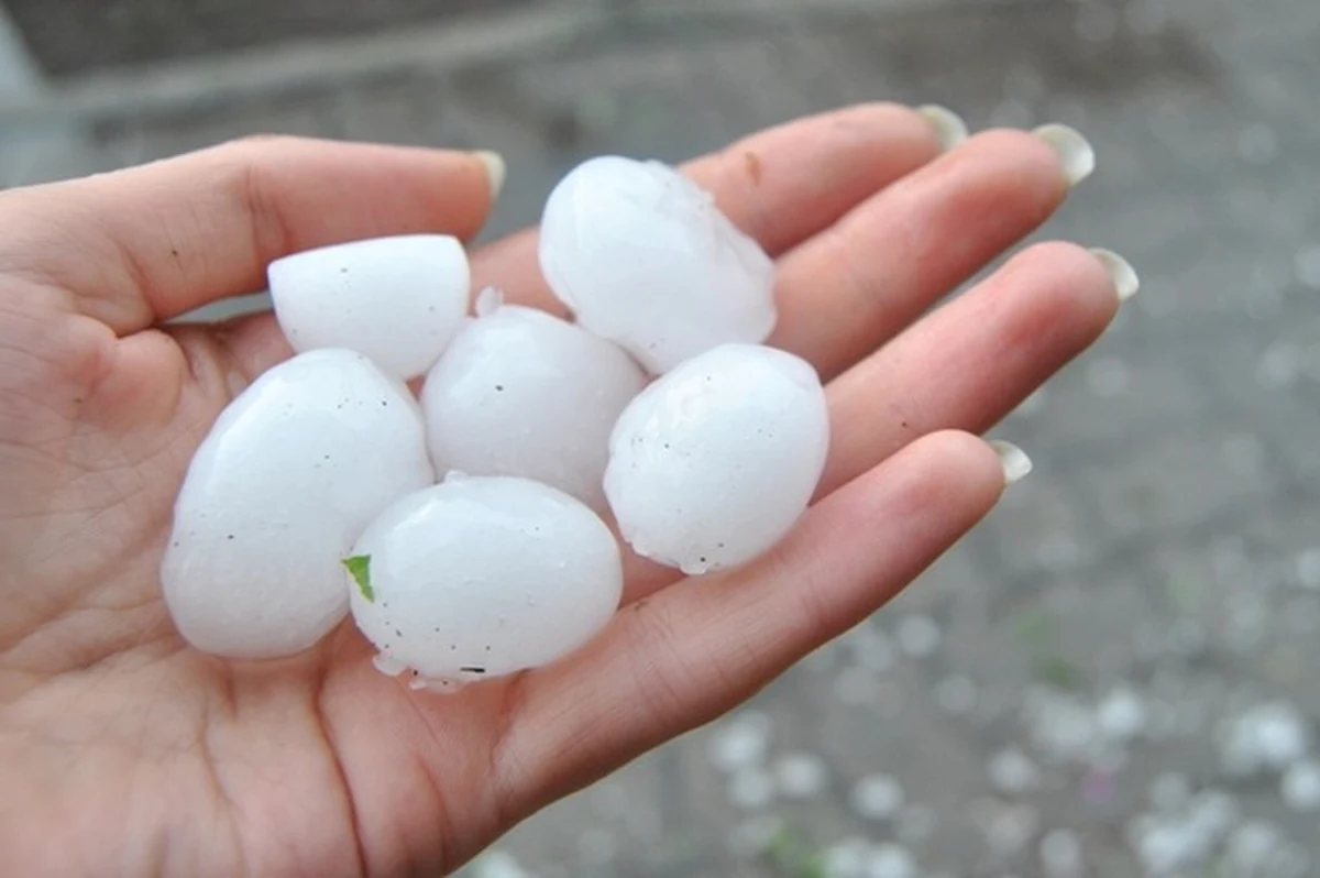 Instytut Meteorologii i Gospodarki Wodnej wydał dla województwa pomorskiego ostrzeżenie pierwszego stopnia przed możliwymi burzami z gradem.