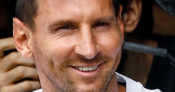 Lionel Messi już w Paryżu. Konferencja prasowa w środę
