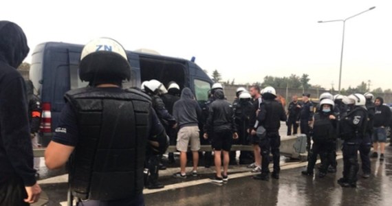 Chorwaccy kibice zatrzymani wczoraj przed meczem Legii są już na wolności i wracają do swojego kraju. Takie informacje przekazała Komenda Stołeczna Policji. 