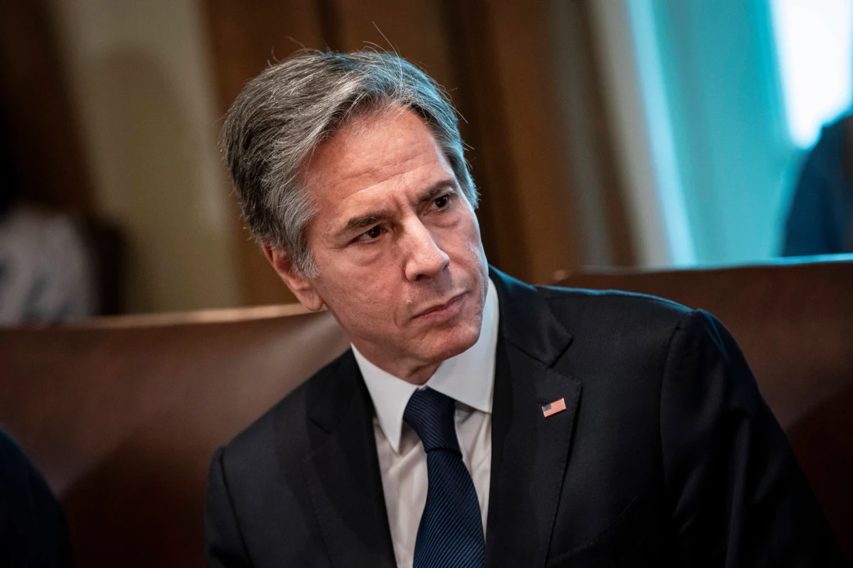 Szef dyplomacji USA Antony Blinken wyraził "głębokie zaniepokojenie" w związku z przyjęciem przez Sejm nowelizacji kodeksu postępowania administracyjnego, a także przegłosowaniem ustawy medialnej. Blinken zaapelował do prezydenta Andrzeja Dudy o zawetowanie tej pierwszej ustawy.