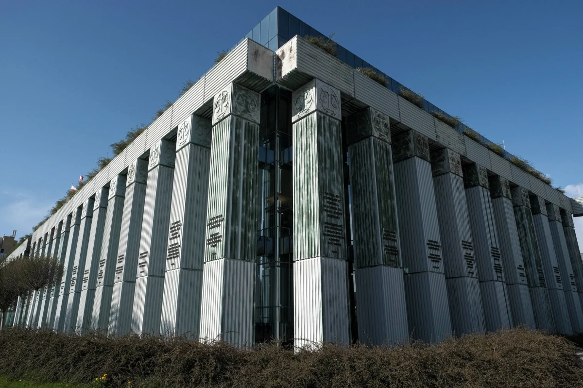 Izba Dyscyplinarna Sądu Najwyższego wraca do pracy. Posiedzenia izby odbywają się mimo wydanych tydzień temu zarządzeń pierwszej prezes Sądu Najwyższego, które częściowo blokują jej pracę.