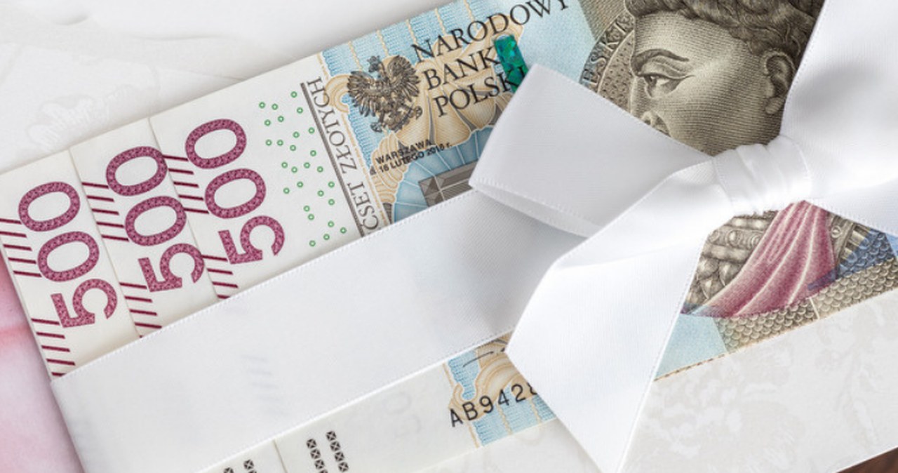 Świąteczne prezenty pod lupą skarbówki. Trzeba będzie zapłacić podatek