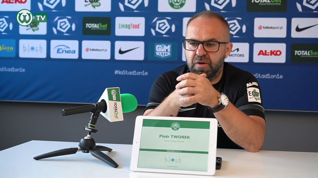 Warta Poznań. Trener Piotr Tworek na konferencji prasowa przed meczem z Legią Warszawa. 