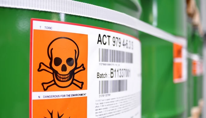 Wielkopolskie: Odnaleziono pojemniki z chemikaliami. Trwa śledztwo 
