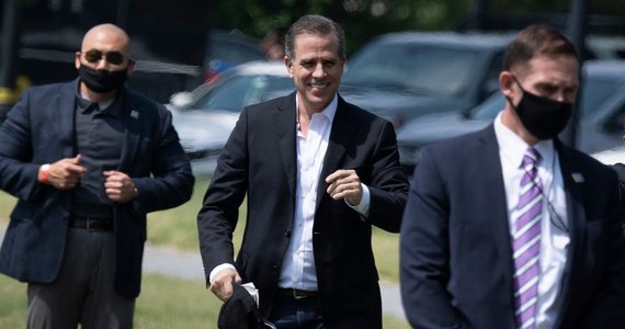 SUA: Mass-media a lansat casetele Hunter Biden.  Poze și conversații cu o prostituată.