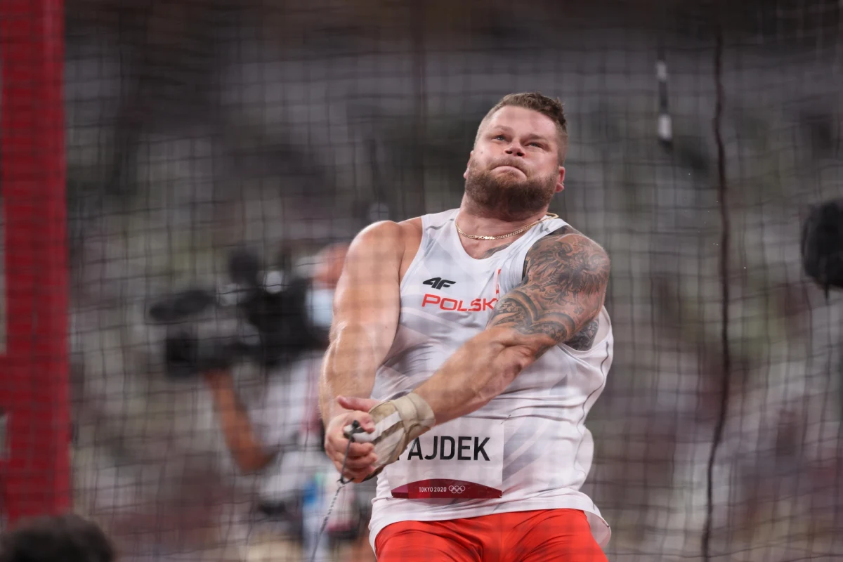 5 września na Stadionie Śląskim odbędzie się już po raz 12. Memoriał Kamili Skolimowskiej. Dla kibiców będzie to okazja do zobaczenia na żywo naszych medalistów olimpijskich, w tym m.in.: kobiecej sztafety 4 x 400 m. W czasie imprezy swój ostatni rzut w karierze odda dyskobol Piotr Małachowski. Bardzo ciekawie zapowiada się również pojedynek młociarzy - złotego medalisty z Tokio Wojciech Nowickiego i zdobywcy brązowego krążka Pawła Fajdka. "Rozmawialiśmy nawet o tych zawodach i Wojtek bardzo poważnie podchodzi do tematu" – mówił Paweł Fajdek, O Memoriale Kamili Skolimowskiej rozmawiał z nim Wojciech Marczyk z redakcji sportowej RMF FM. 