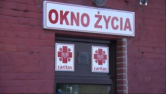 ​Częstochowa: Dwuletnia dziewczynka w Oknie Życia. Przy dziecku był list