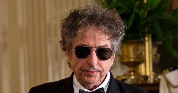 Bob Dylan został oskarżony napaść seksualną na 12-letnią dziewczynkę w 1965 roku. Kultowy piosenkarz i autor tekstów miał wtedy 24 lata. Jak informuje NBCNews.com, pozew w tej sprawie został złożony w ubiegłym tygodniu w Nowym Jorku.