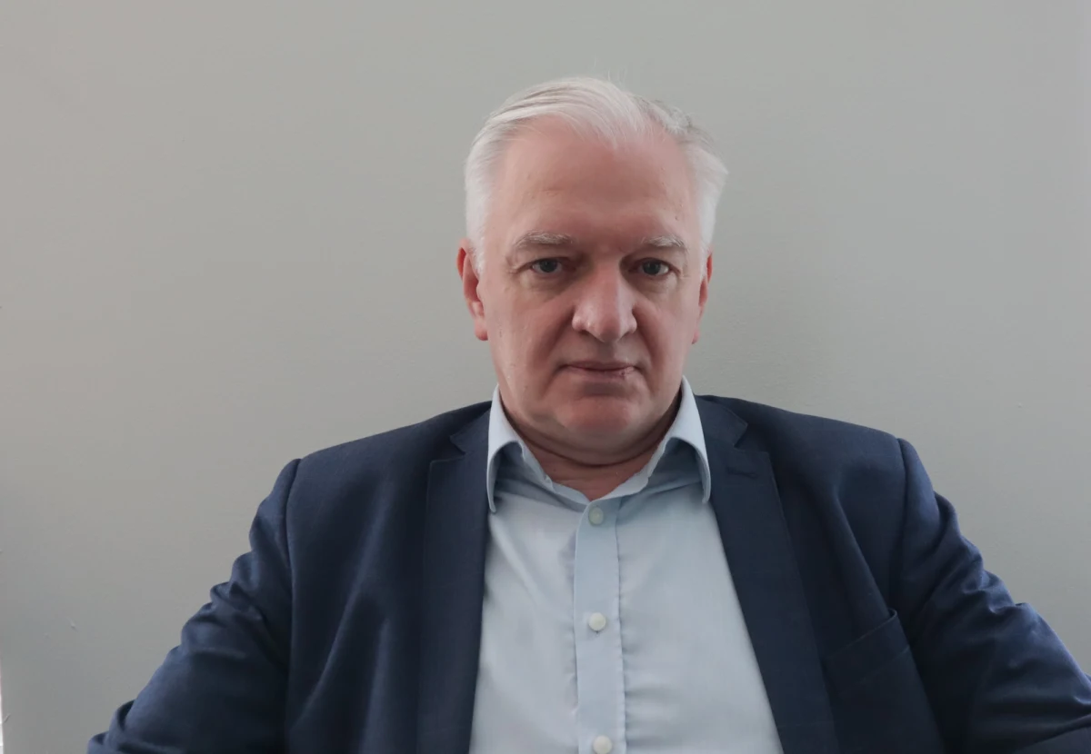 „Od kilku dni buduję szeroki obóz centroprawicy, która nie akceptuje wojny polsko-polskiej ani świadomego i cynicznego pogłębiania podziałów” - napisał w liście do działaczy Porozumienia lider partii, były wicepremier Jarosław Gowin. Były wicepremier skrytykował też działania Prawa i Sprawiedliwości.