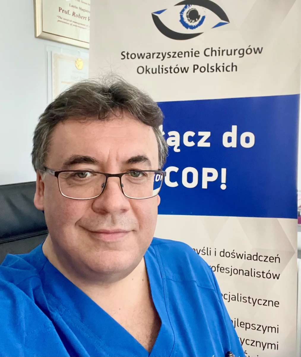 ​Lubelska klinika okulistyki w ścisłej europejskiej czołówce leczenia AMD - czyli starczego zwyrodnienia plamki żółtej. Journal of Clinical Medicine porównał wyniki z najlepszymi ośrodkami m.in. w Szwajcarii czy Hiszpanii i wychodzi na to, że skuteczność mieści się w piątce najlepszych ośrodków. To sukces wprowadzonego 5 lat temu programu lekowego - mówi prof. Robert Rejdak, szef lubelskiej kliniki.