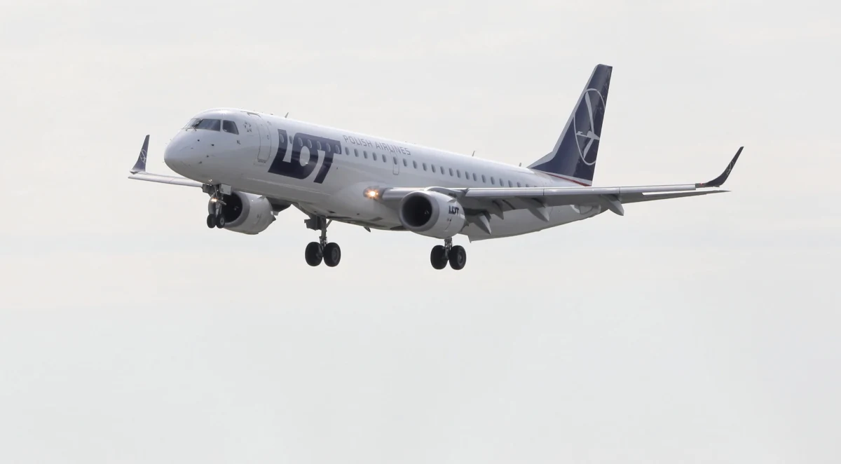 ​Wszyscy Polacy, o których pobycie w Afganistanie wiedziało Ministerstwo Spraw Zagranicznych, zostali już ewakuowani z Kabulu po tym,  jak talibowie przejęli kontrolę nad krajem. Niektórzy polscy obywatele już wrócili z kraju, inni są w drodze. Resort miał informacje o 5 osobach z Polski przebywających w Afganistanie. 