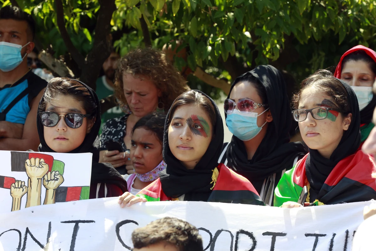 Grecka straż graniczna jest w stanie alertu, by nie powtórzyła się fala masowego napływu migrantów jak w 2015 roku – poinformował rząd Grecji, odnosząc się do przejęcia władzy w Afganistanie przez talibów.