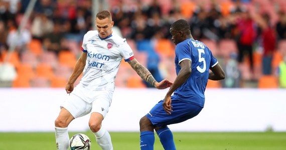 Raków Częstochowa pokonał w Bielsku-Białej belgijski zespół KAA Gent 1:0 (0:0) w pierwszym meczu czwartej rundy eliminacji piłkarskiej Ligi Konferencji. Rewanż w Belgii odbędzie się 26 sierpnia.
