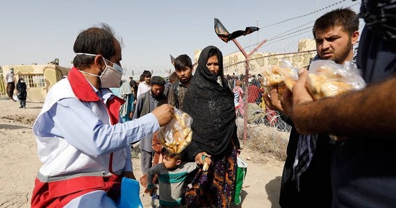 Nie ma natychmiastowego ryzyka fal migracyjnych z Afganistanu w stronę Europy - uważa Wysoki Komisarz Narodów Zjednoczonych ds. Uchodźców (UNHCR) Filippo Grandi. Jego zdaniem będzie to przede wszystkim migracja regionalna, do sąsiednich krajów.