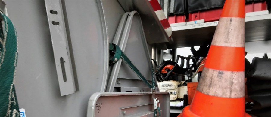 Pięć pojazdów zderzyło się na drodze A6 w Szczecinie - poinformował w piątek rzecznik komendanta wojewódzkiego PSP kpt. Tomasz Kubiak. Jedna osoba jest poszkodowana, są utrudnienia na drodze w kierunku Świnoujścia.