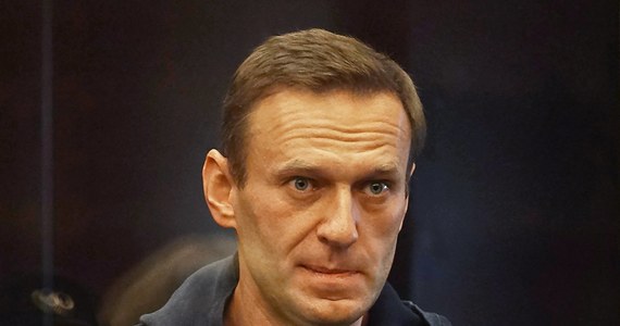 Przebywający w więzieniu lider antykremlowskiej opozycji Aleksiej Nawalny, dokładnie rok od próby pozbawienia go życia za pomocą toksycznego środka chemicznego, wezwał Zachód do rozprawienia się z korupcją.