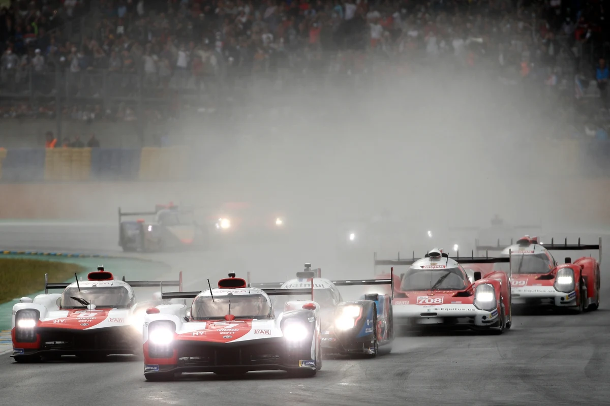Orlen Team WRT z Robertem Kubicą w składzie był o włos od wygrania 24-godzinnego wyścigu Le Mans w klasie LMP2.  Zabrakło zaledwie kilku minut.