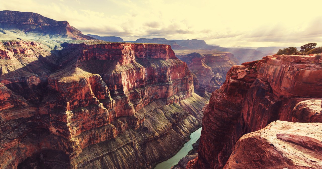 Gigantyczna powódź mogła wyrzeźbić Wielki Kanion. Badacze prezentują dowody