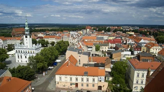 Chełmno: Rozbił szybę głową dziecka. Trwają poszukiwania 