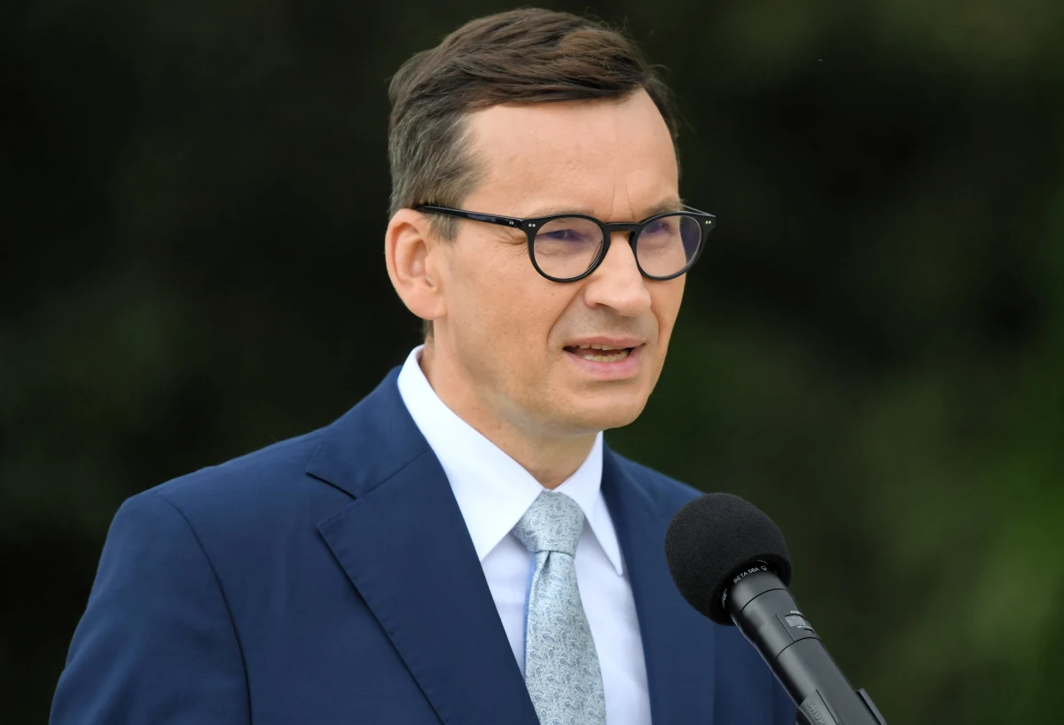 Premier Mateusz Morawiecki we wtorek po południu złoży wizytę w województwie podlaskim, gdzie weźmie udział w odprawie z dowództwem Straży Granicznej, a także spotka się z przedstawicielami Straży Granicznej, Wojska Polskiego i Policji - poinformowało Centrum Informacyjne Rządu.