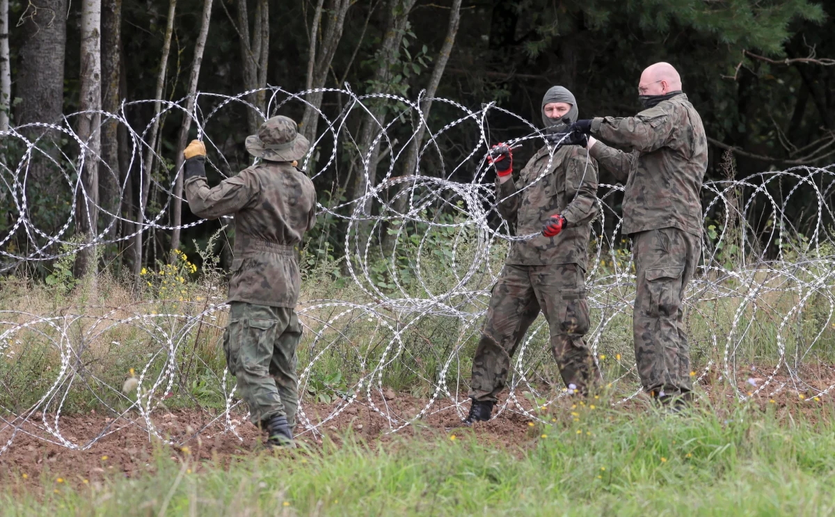 ​Ośrodek dla imigrantów powstaje na poligonie w Wędrzynie w Lubuskiem - dowiedział się reporter RMF FM. Cudzoziemcy mają trafiać do wojskowych budynków, które nie są wykorzystywane. Trwa ich przygotowanie.