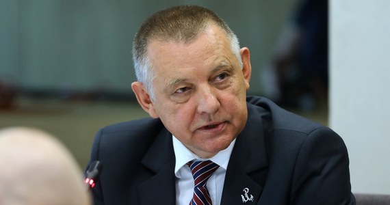 Prezes Najwyższej Izby Kontroli Marian Banaś chce, aby CBA skontrolowało oświadczenie majątkowe wiceprezes NIK Małgorzaty Motylow - informuje "Dziennik Gazeta Prawna". 