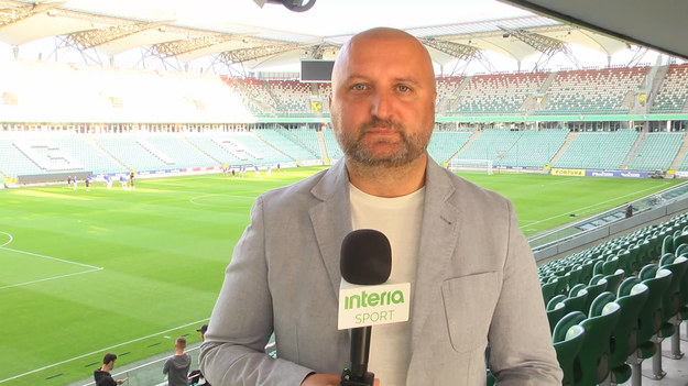 Legia Warszawa walczy o kolejne miliony związane z ewentualnym awansem do fazy grupowej Ligi Europy. Za awans do tych rozgrywek może uzyskać 21 milionów złotych. Jest już pewna 16-stu, jeśli na jesieni zagra w Lidze Konferencji, do której awans już sobie zapewniła. Początek dzisiejszego meczu Legia Warszawa-Slavia Praga i relacji tekstowej w Interii o godz. 21. Ze stadionu przy Łazienkowskiej Zbigniew Czyż.