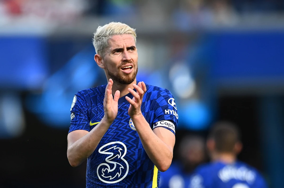 Reprezentant Włoch Jorginho z Chelsea otrzymał tytuł Piłkarza Roku UEFA za sezon 2020/21. Z reprezentacją narodową wywalczył niedawno mistrzostwo Europy, a z londyńskim klubem triumfował w Lidze Mistrzów. Wyniki ogłoszono podczas gali w Stambule.