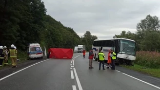 Witowice Dolne: Tragiczny wypadek. Nie żyją dwie osoby, troje dzieci rannych