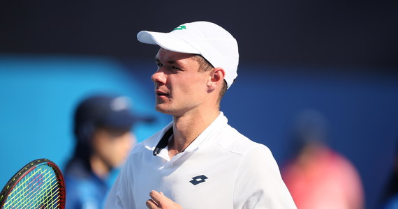 Kamil Majchrzak awansował do głównej drabinki wielkoszlemowego turnieju US Open. Polski tenisista w trzeciej, decydującej rundzie kwalifikacji pokonał Austriaka Jurija Rodionova 6:1, 6:2.