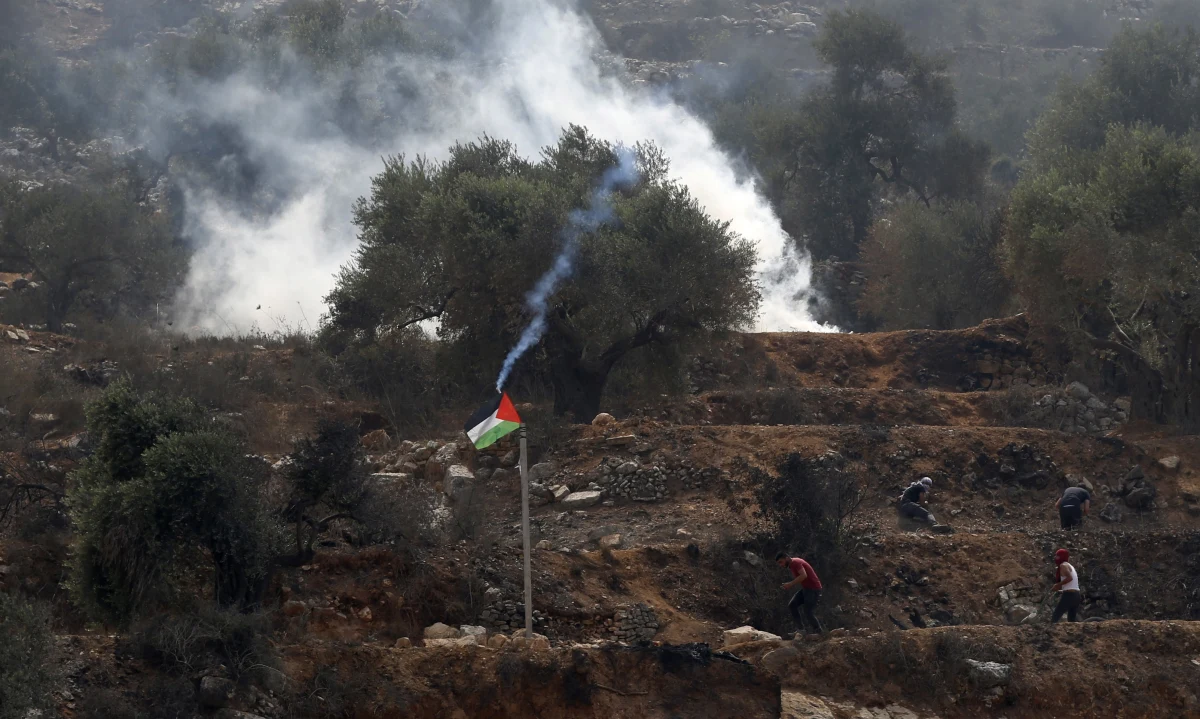 Izraelskie siły powietrzne przeprowadziły rano naloty na Strefę Gazy. Była to odpowiedź na wystrzeleniu przez Palestyńczyków balonów zapalających na terytorium Izraela.