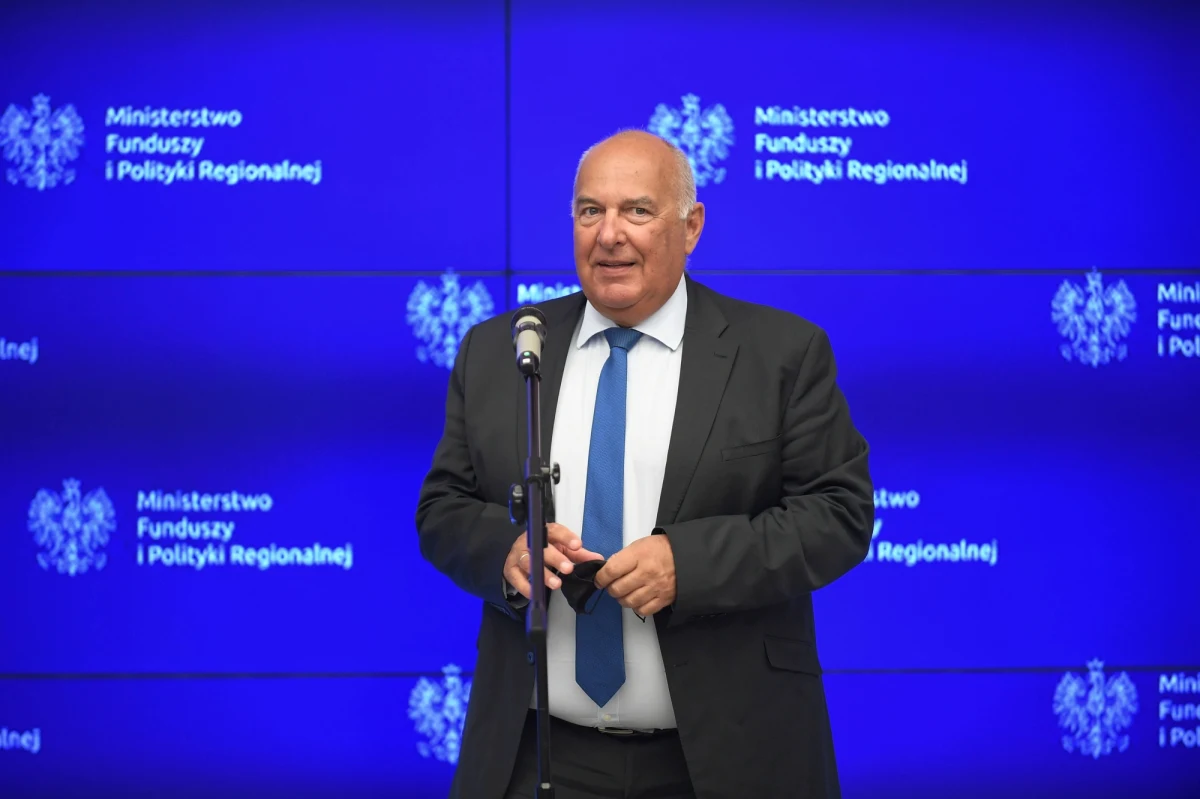 30 sierpnia kończą się - i tak wydłużone przez rząd - konsultacje społeczne ws. Polskiego Ładu. Pod koniec lipca Ministerstwo Finansów ogłosiło, że potrwają one nie dwa, a pięć tygodni. Po tym, jak w programie PiS-u znalazł się pomysł składki zdrowotnej wynoszącej 9 proc., o więcej czasu apelowali sami przedsiębiorcy. Teraz pojawiają się inne scenariusze.