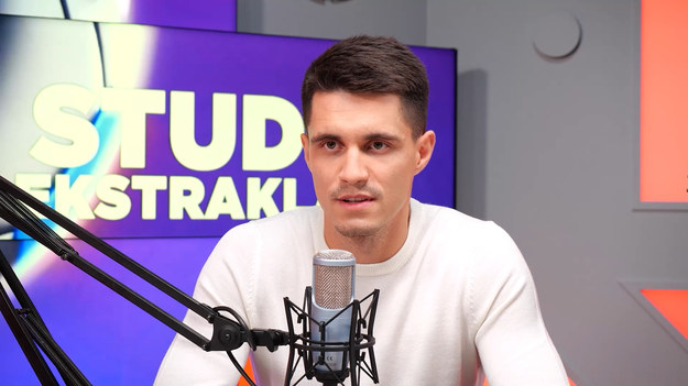 W szóstym odcinku programu "Studio Ekstraklasa" gośćmi Sebastiana Staszewskiego byli Bartosz Kapustka i Sławomir Peszko. W każdym odcinku eksperci podsumowują najciekawsze wydarzenia kolejki PKO Bank Polski Ekstraklasy. Oglądaj w każdy poniedziałek o 20:00 NA ŻYWO w Interii! Partnerem projektu jest PKO Bank Polski.