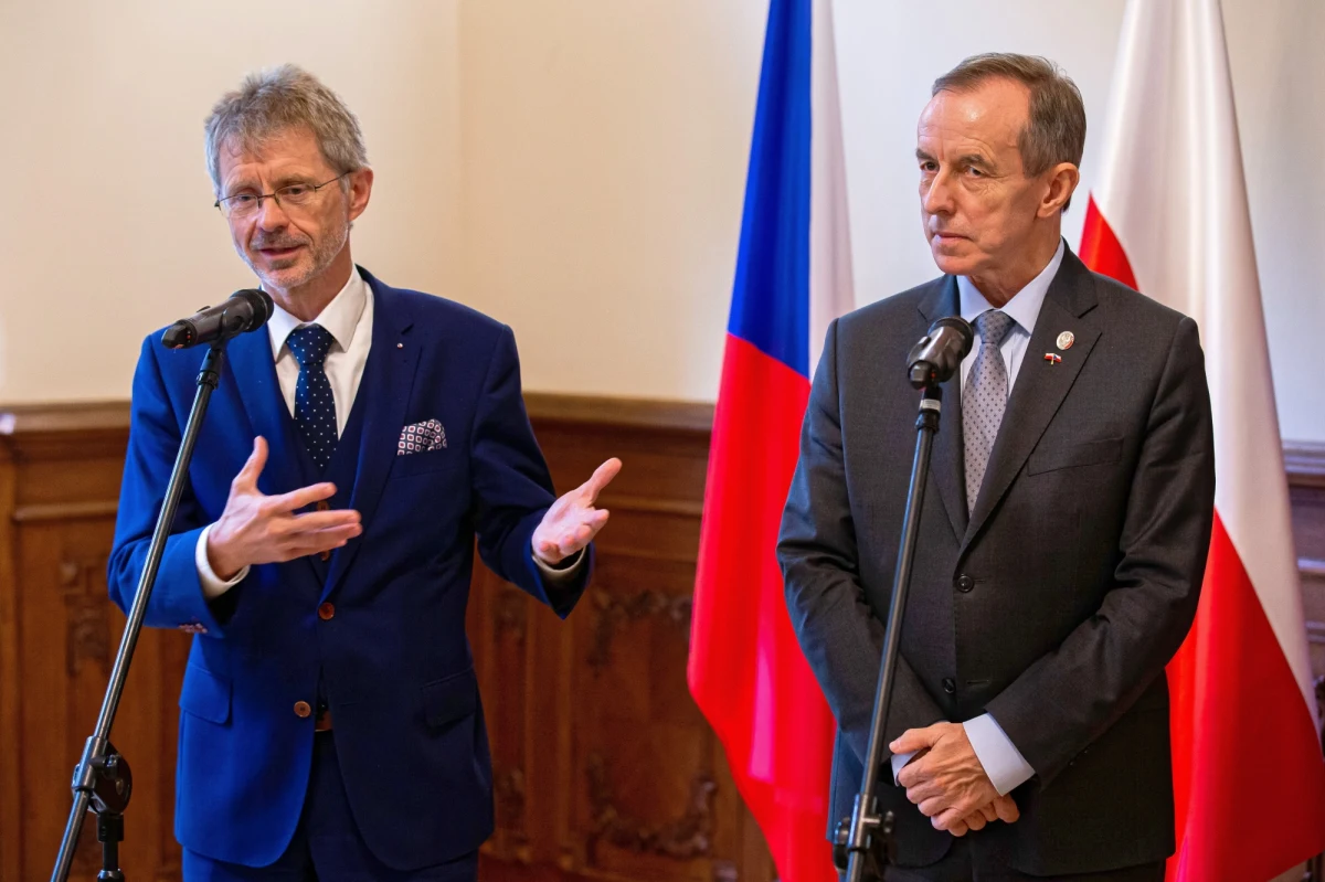 Spotkanie z przedsiębiorcami i otwarcie konsulatu Republiki Czeskiej znalazły się w programie wizyty delegacji czeskiego Senatu na czele z jego przewodniczącym Miloszem Vystrczilem w Szczecinie. Jak ocenił marszałek Senatu RP Tomasz Grodzki, bardzo ważna jest część gospodarcza wizyty.