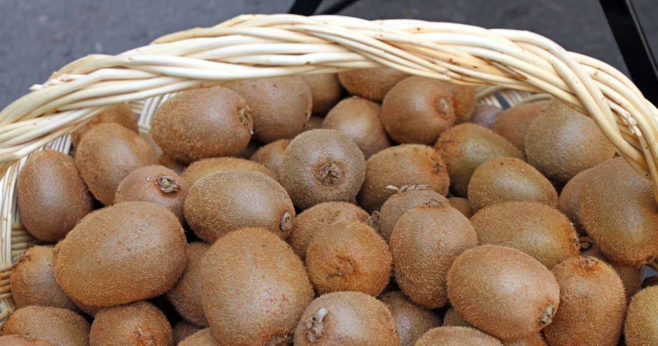 Owoc zalecany przez gastroenterologów. Zapobiega zaparciom, redukuje wzdęcia