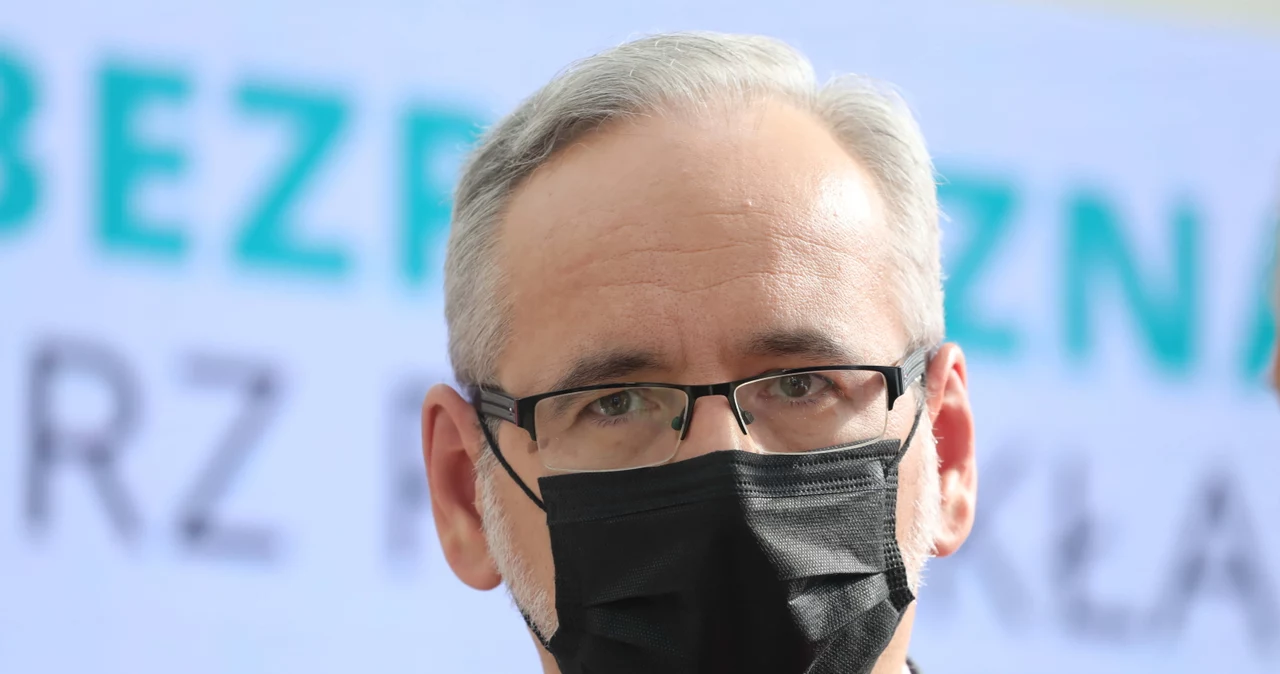 Adam Niedzielski, minister zdrowia