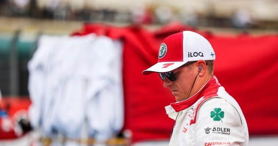 Słynny kierowca Formuły 1 Kimi Raikkonen (Alfa Romeo Racing Orlen) ogłosił, że za kilka tygodni, po sezonie 2021, zakończy karierę. Fin jest obecnie najstarszym kierowcą w stawce - w październiku będzie obchodzić 42. urodziny. Debiutował w tej prestiżowej rywalizacji 20 lat temu.