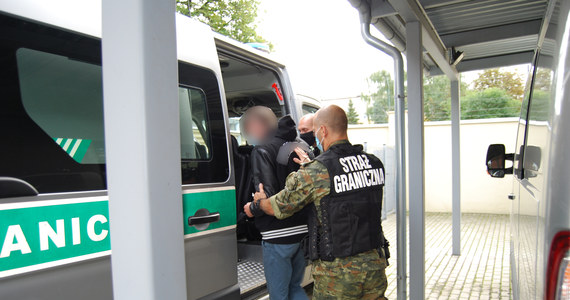 Policjanci oraz funkcjonariusze Morskiego Oddziału Straży Granicznej zlikwidowali wytwórnię amfetaminy w Starogardzie Gdańskim (Pomorskie) i przechwycili narkotyki o czarnorynkowej wartości ponad 4,7 mln zł. W sprawie zatrzymano łącznie trzech mężczyzn w wieku od 36 do 40 lat.