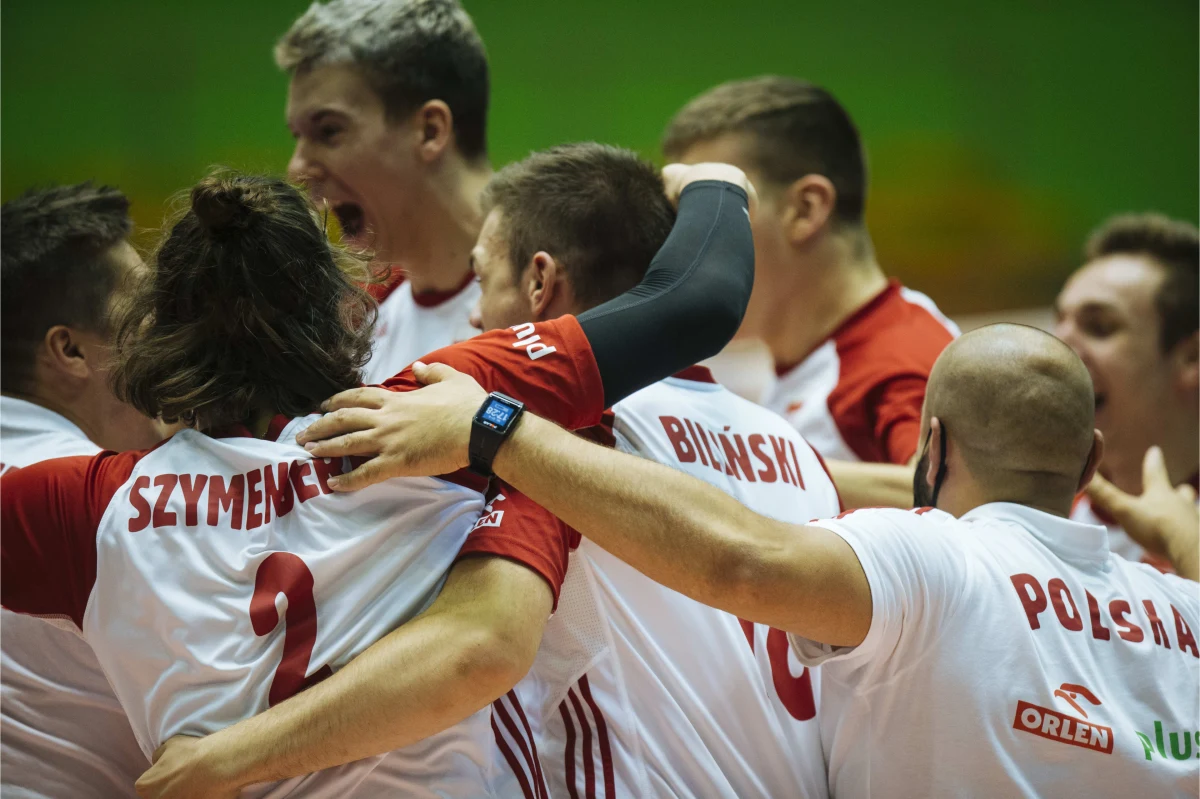 Polscy siatkarze wywalczyli w Teheranie mistrzostwo świata do lat 19. W finale biało-czerwoni pokonali Bułgarów 3:0 (25:20, 25:19, 25:19).