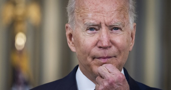 Prezydent Joe Biden podpisał rozporządzenie wykonawcze nakazujące przegląd, odtajnienie i ujawnienie tajnych dokumentów rządowych związanych z atakami terrorystycznymi z 11 września 2001 roku. Podkreślił, że honoruje zobowiązanie z kampanii wyborczej.