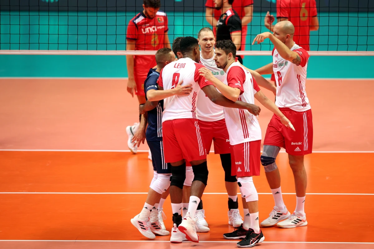 Serbia będzie drugim rywalem polskich siatkarzy na mistrzostwach Europy. Biało-czerwonych czeka bardzo trudne zadanie, ponieważ Serbia to obrońca tytułu. Początek spotkania dziś o godzinie 20:30.