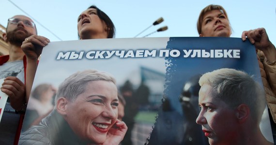 Białoruska opozycjonistka Maryja Kalesnikawa została skazana na 11 lat więzienia. Wyrok wydał sąd w Mińsku, przed którym toczył się proces o rzekome dążenie do przejęcia władzy. 39-letnia muzyk z wykształcenia była twarzą protestów, organizowanych przez białoruską opozycję w sierpniu 2020 roku, po kolejnych wyborach prezydenckich wygranych przez Aleksandra Łukaszenkę. Opozycja uważa, że wyniki wyborów zostały sfałszowane. 