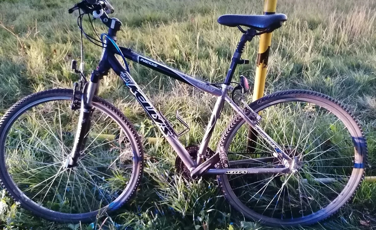 ​Nad zalewem Lipówka we Wrześni w Wielkopolsce znaleziono wędki oraz rower. Prawdopodobnie należą do wędkarza, którego widziano nad ranem. Mężczyzna jest w tej chwili poszukiwany.