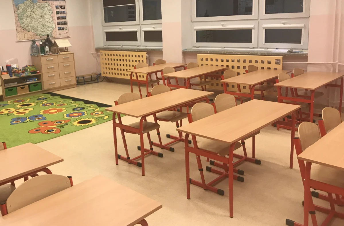 ​Uczeń jednej ze starszych klas podstawówki pobił nauczycielkę w Głogowie. Na miejsce wezwano policję oraz pogotowie.