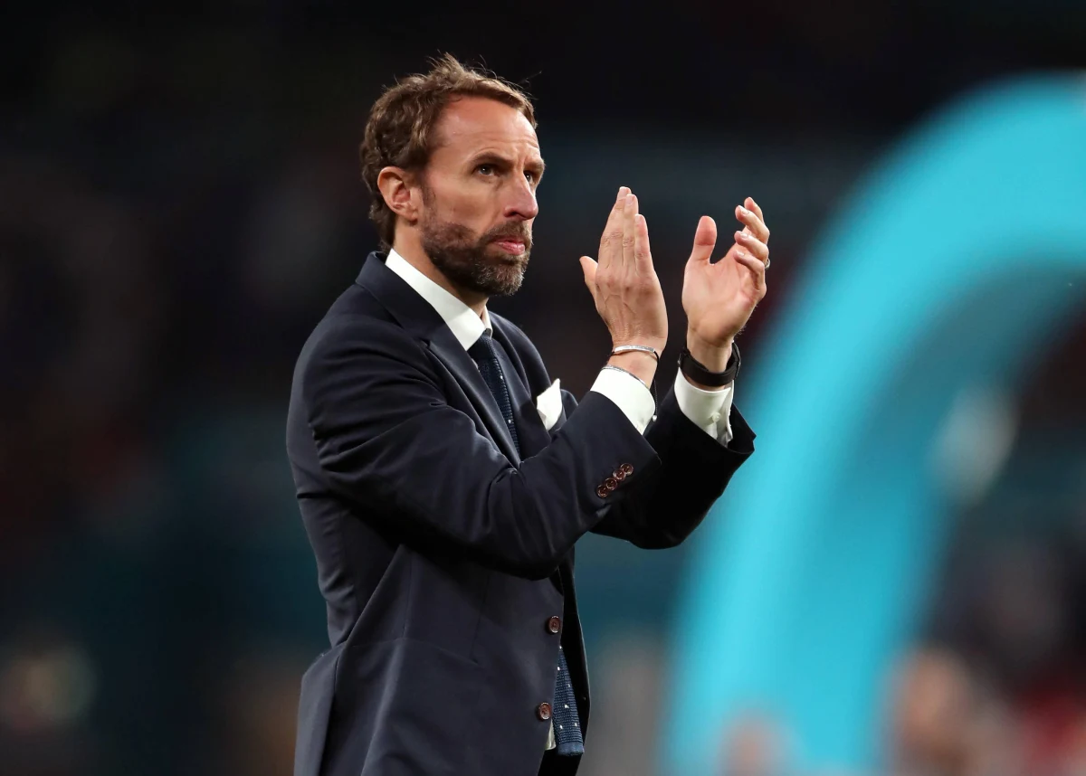 Selekcjoner piłkarskiej reprezentacji Anglii Gareth Southgate docenia znaczenie Roberta Lewandowskiego dla biało-czerwonych przed środowym meczem eliminacji mistrzostw świata w Warszawie. "Ale szykujemy się na mecz z Polską, nie z Lewandowskim" - dodał.