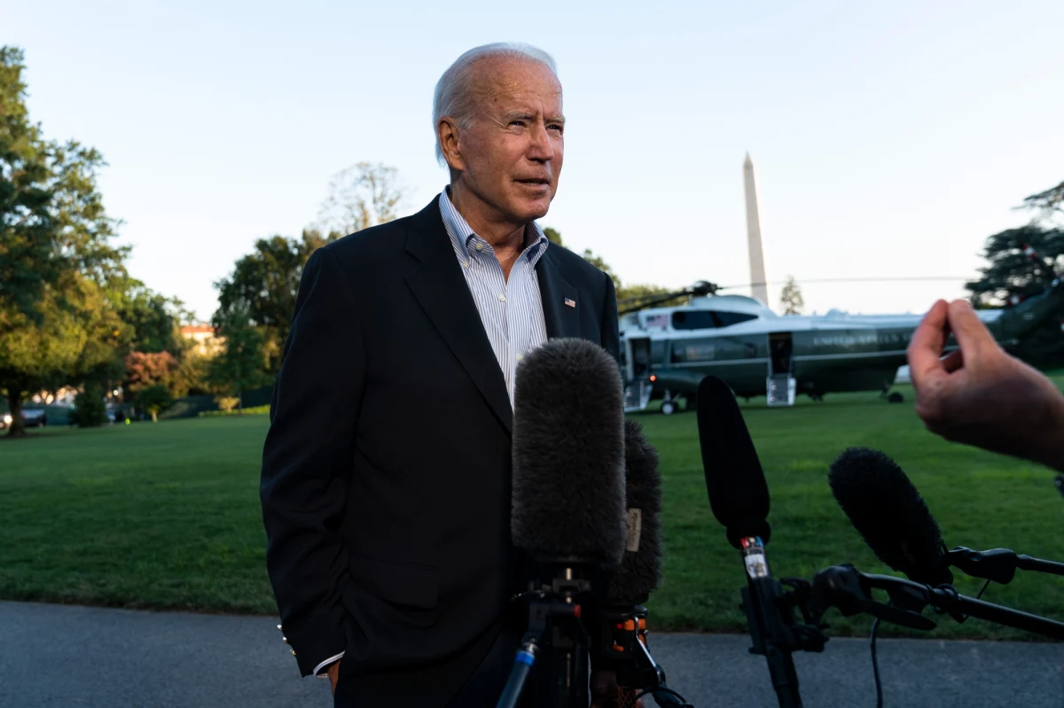 Prezydent USA Joe Biden powiedział, że jest pewien, iż Chiny spróbują wypracować porozumienie z talibami. Organizacja przejęła władzę w Afganistanie 15 sierpnia.
