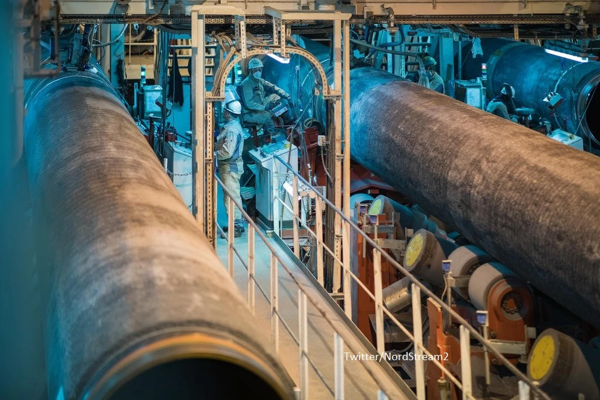 Rosyjski koncern Gazprom poinformował w piątek o zakończeniu budowy gazociągu Nord Stream 2. Firma podała na swoich kanałach w mediach społecznościowych, że informację tę ogłosił szef Gazpromu Aleksiej Miller na porannym zebraniu w koncernie.